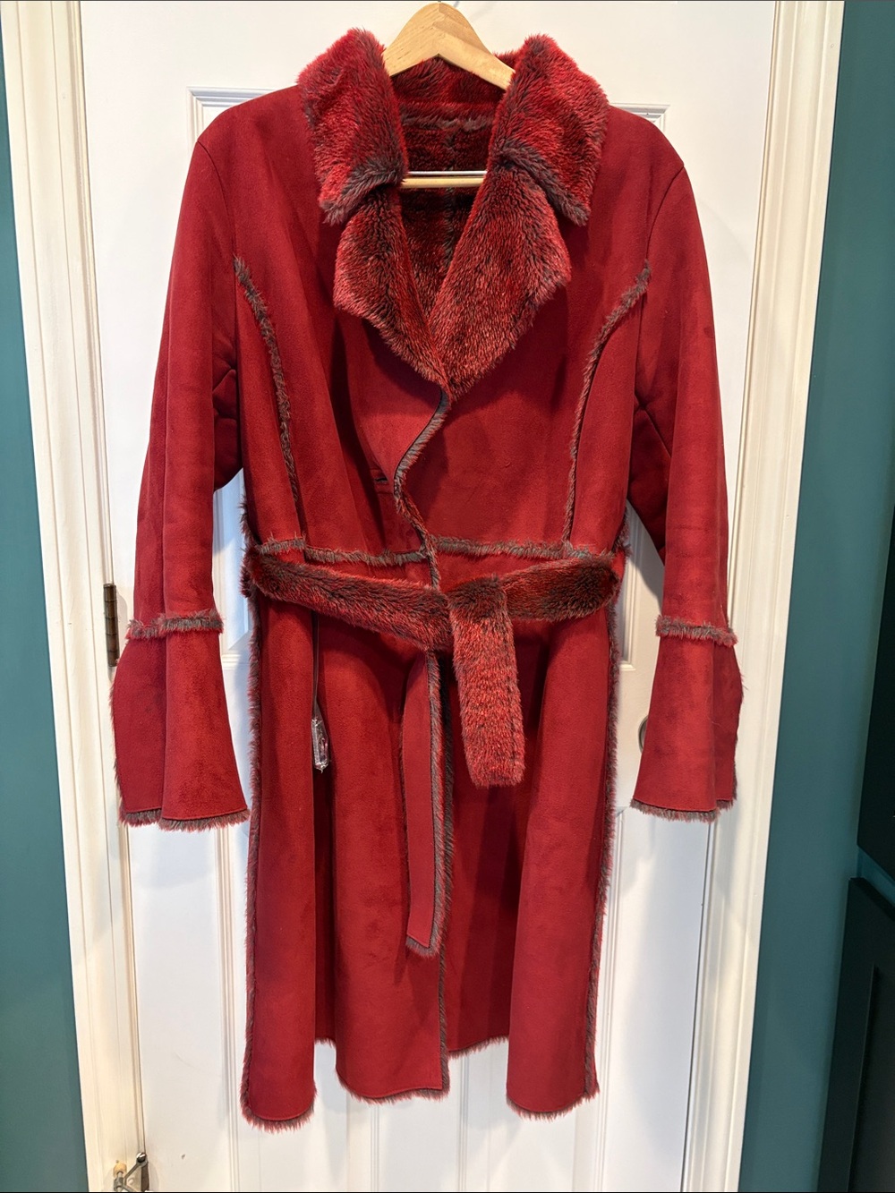 ✨READ✨ Vintage EM STUDIO Red Faux-Shearling Faux Fur Belted Trench Coat